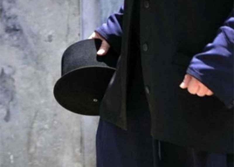 &Sigma;&tau;&omicron; &Kappa;&alpha;&sigma;&tau;&epsilon;&lambda;ό&rho;&iota;&zeta;&omicron; &Iota;&epsilon;&rho;έ&alpha;&sigmaf; &mu;&epsilon; &pi;&rho;&omega;&tau;&omicron;&beta;&omicron;&upsilon;&lambda;ί&alpha; &tau;&eta;&sigmaf; &Nu;ί&kappa;&eta;&sigmaf; &Kappa;&epsilon;&rho;&alpha;&mu;έ&omega;&sigmaf;