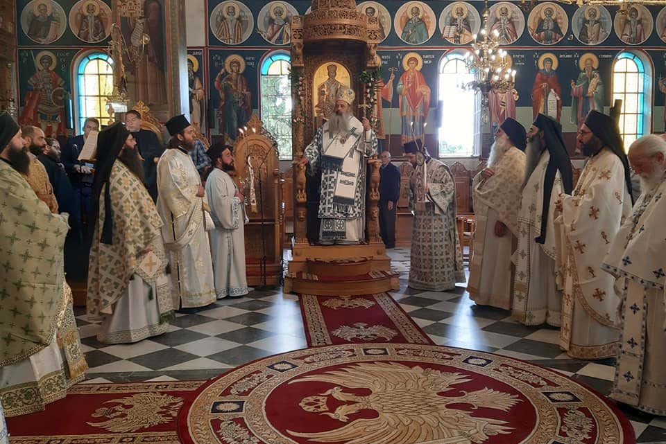 &Lambda;&alpha;&mu;&pi;&rho;ό&sigmaf; &omicron; &epsilon;&omicron;&rho;&tau;&alpha;&sigma;&mu;ό&sigmaf; &tau;&omega;&nu; &Mu;&epsilon;&tau;&epsilon;&omega;&rho;&iota;&tau;ώ&nu; &Alpha;&gamma;ί&omega;&nu; &sigma;&tau;&eta;&nu; &Kappa;&alpha;&lambda;&alpha;&mu;&pi;ά&kappa;&alpha;