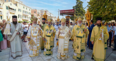 Μεγαλοπρεπής Λιτανεία του Ι. Σκηνώματος του Αγίου Σπυρίδωνος στην Κέρκυρα
