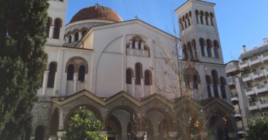 Η Ενορία Του Αγίου Νικολάου Λαρίσης Στο Διαδίκτυο Η Ενορία Του Αγίου Νικολάου Λαρίσης Στο Διαδίκτυο